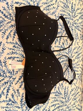 Victoria’s Secret PINK Black Rhinestone-Embellished Underwire push up Bra